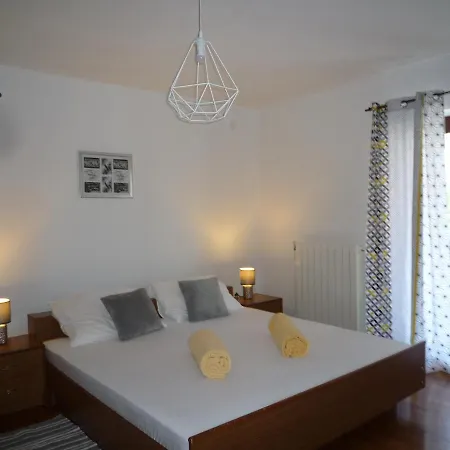 Tina Apartment Porec Exterior photo