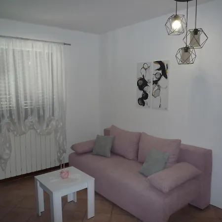 Tina Apartment Porec Exterior photo